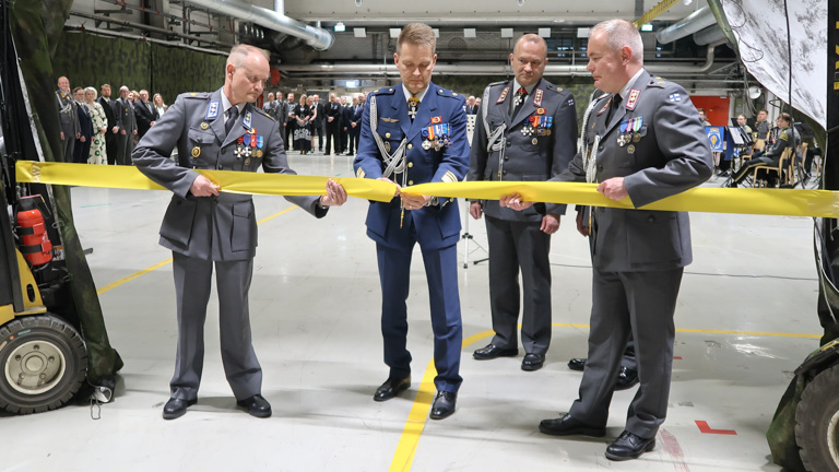 Veitsiluodon varaston toiminnan avajaiset